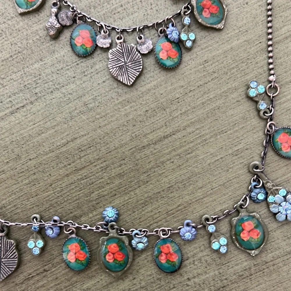 Necklace and Bracelet Set - Picture 2 of 3